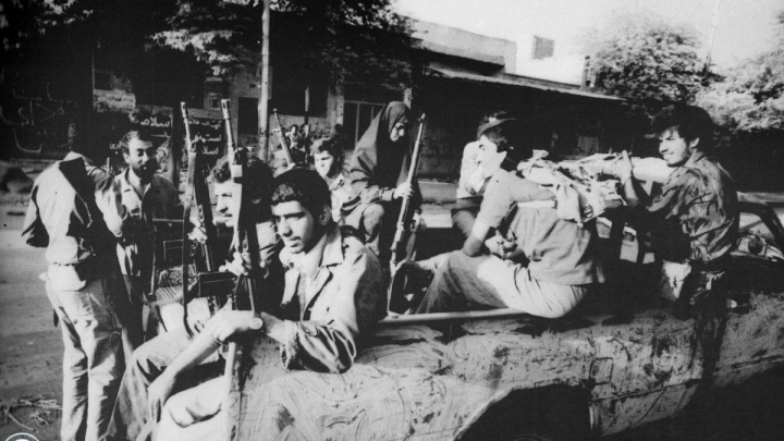 ایستاده در خرمشهر
