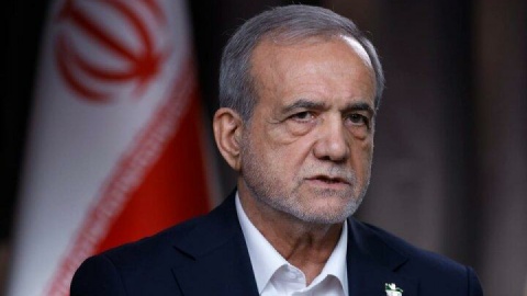 پزشکیان: زنان ایران توان ایستادن بر قله‌های جهان را دارند