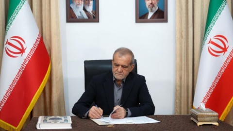 نیاز داریم نماز را به فرهنگی جاری در زندگی تبدیل کنیم