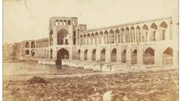 تلاقی معماری و ادبیات
