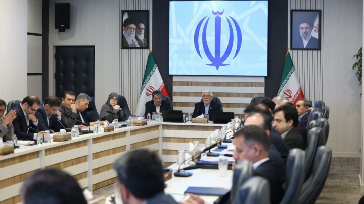 در کنار تهدیدها، ظرفیت‌های کشور را هم ببینیم