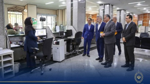 تأکید بر ارتقای خدمت‌رسانی و تحقق اهداف بانکی