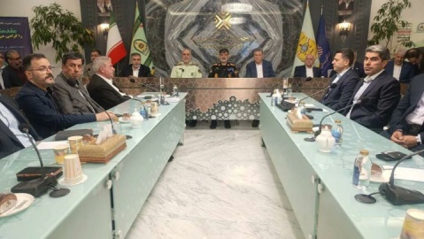 محتکران در جنگ اقتصادی « وطنفروش » هستند