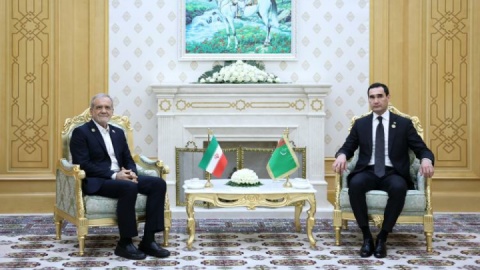 دیدار روسای جمهوری اسلامی ایران و ترکمنستان