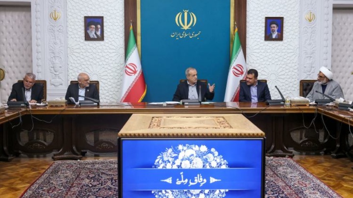 پزشکیان: ضرورت انطباق صنایع‌دستی با تحولات بازار