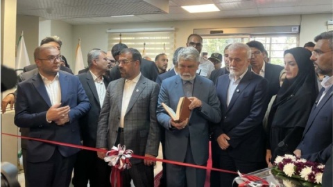 افتتاح اولین کتابخانه هوشمند فارس با حضور وزیر فرهنگ
