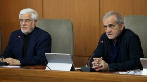 توضیح پازوکی درباره سخنان پزشکیان و عارف؛ واردات بنزین از آب