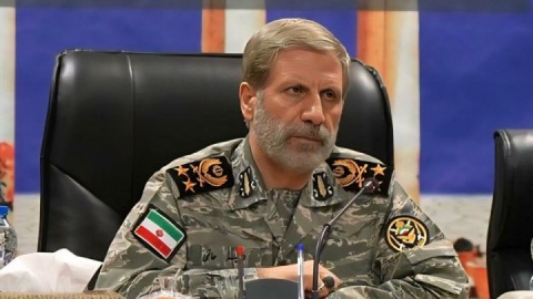 ایستادگی رزمندگان ارتش جلوه‌هایی از اقتدار است
