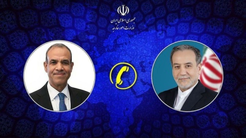 گفت‌وگوی وزرای خارجه ایران و مصر برای کاهش تنش‌های منطقه‌ای