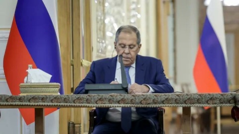 لاوروف: به تعهدات خود در برابر ایران پایبندیم