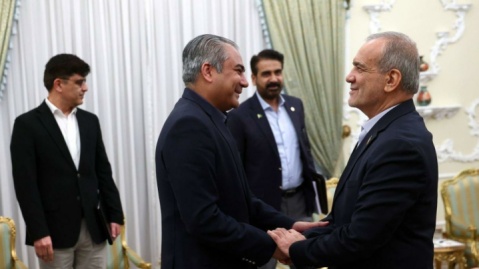 عکس دیدار فرمانده ارتش پاکستان با رئیس‌جمهور پزشکیان