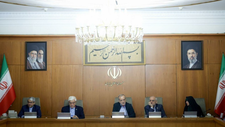 بررسی روند بازسازی تاسیسات نفت و گاز کشور