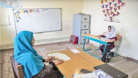 زنگ این مدرسه برای طلا به صدا درمی‌آید