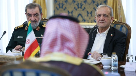 تصاویر/ دیدار مقامات ترکیه، پاکستان و عربستان با پزشکیان
