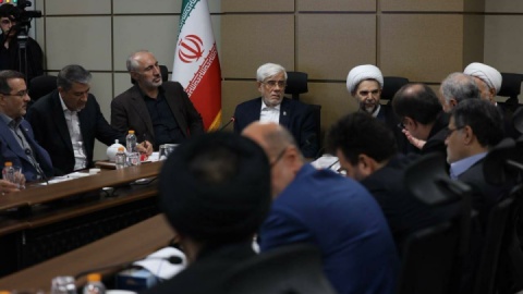 دشمن با جنگ اقتصادی سرمایه اجتماعی و نظام را هدف قرار داده